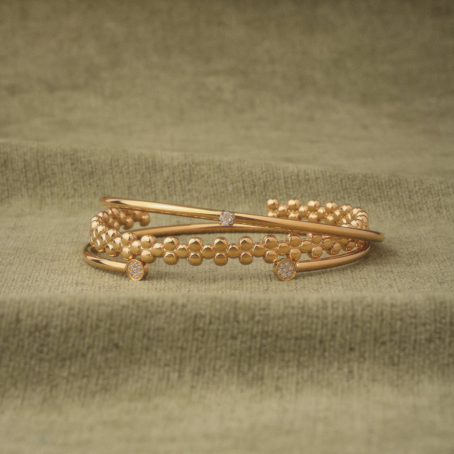 Thin Solar Cuff